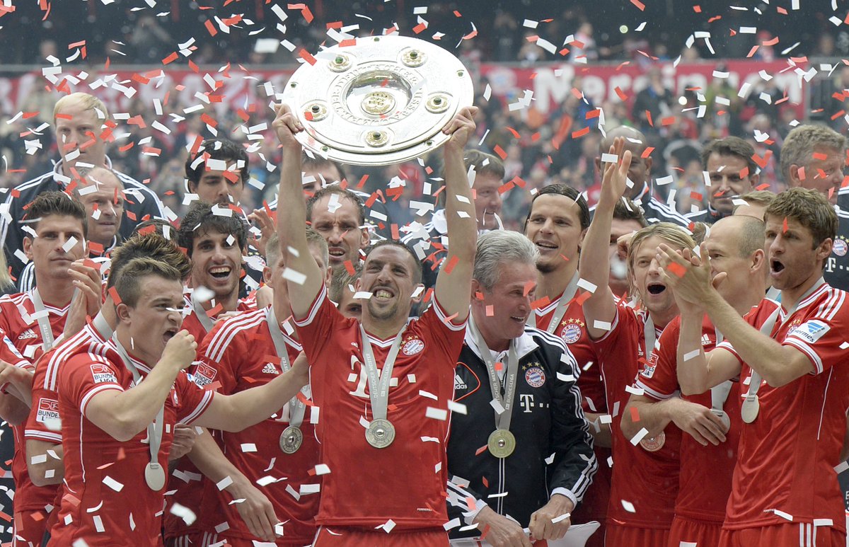 Squawka's tweet photo. No Bayern Munich player has won more Bundesliga titles with the club than Franck Ribéry.

🏆🏆🏆🏆🏆🏆🏆🏆

Record-breaking number nine could be on the way. https://t.co/h3D1RxaXOL