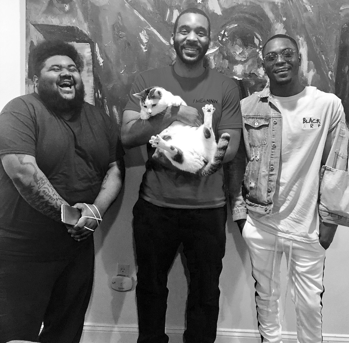 ROQLive's tweet image. #TwoTwentyTwo episode w/ @MaxAliTV @KidWiz215 search, listen, subscribe, review, share. #NoShaaade #TalkAboutIt #ROQLive 

itunes.apple.com/us/podcast/rig…

soundcloud.com/roqlive/two-tw…

youtu.be/Pihemims7IU