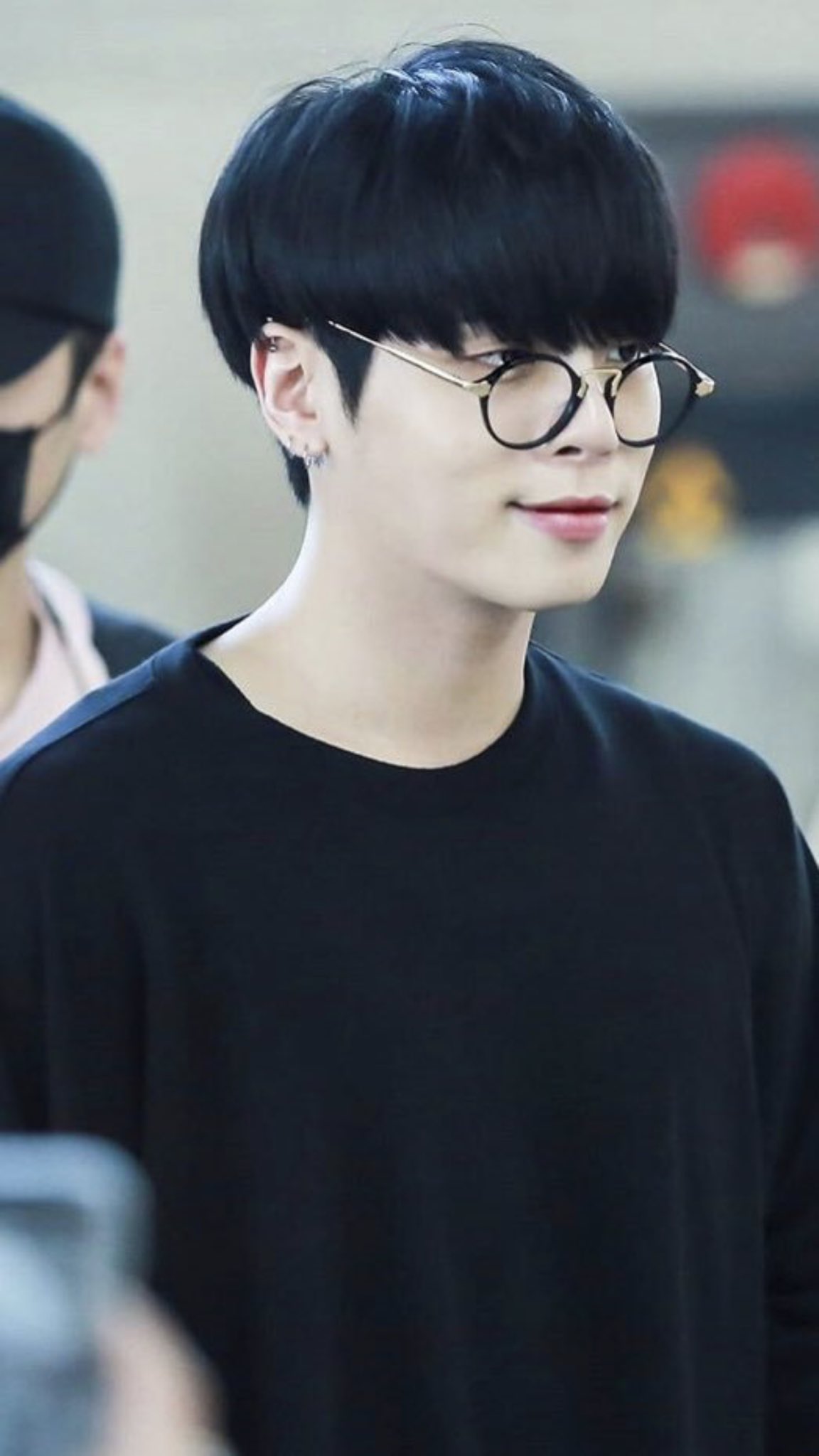 まぉん 夢にジョンヒョンが出てきた まさにこの写真の姿のまま とっても穏やかな笑顔で ジョンが笑顔なのってペン達に会ったからだったんだね って言ったら大きく頷いてた 例え 夢でも嬉しいよ 本当にそう思ってくれてるよね Shinee まぉん 夢にジョンヒョンが出てきた まさにこの写真の姿のまま とっても穏やかな笑顔で ジョンが笑顔なのってペン達に会ったからだったんだね って言ったら大きく頷いてた 例え 夢でも嬉しいよ 本当にそう思ってくれてるよね Shinee