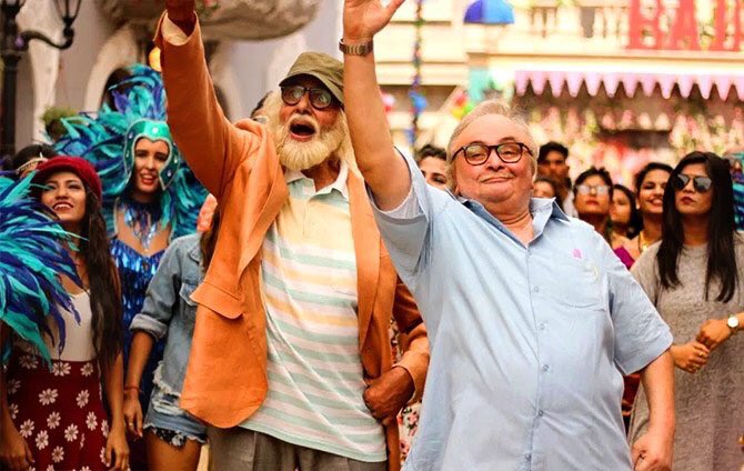 DevvartHada's tweet photo. #102NotOut 
Combination of Love, laugh &amp; emotions, Left a smile &amp; tears as well, Best movie of the year, it make living every moment of life. Legendary @SrBachchan sir &amp; @chintskap ji superlative duo.
A Masterpiece, DON'T MISS IT!! #YO !!

MUST WATCH EVERYONE  #102NotOutInCinema https://t.co/vgrXLhWRb8