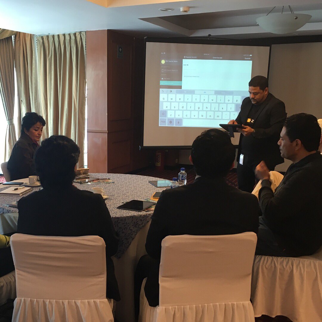 eduzone_org's tweet photo. Así la pasamos en nuestro 1er Microsummit Edumanagement en Ciudad de México, con nuestros talleres sobre tendencias y avances tecnológicos les mostramos a diferentes representantes del sector educativo cómo transformar las aulas del siglo XXI. ¡Gracias por el apoyo!  #eduzone https://t.co/rg0Fy9e1Nr