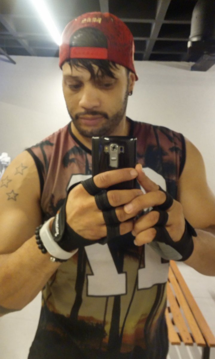ProfNishik's tweet photo. #me #gay #top #cute #strongman #followback #like4like #likesforlikes #hair #sdvtodos #dj #gym #workout #nopainnogain #force #bomdia #domingo #love #happy #gay4gay #gaybrasil #brazilian #twitter #bbb19 #bbb18 #boy #sunset #sunrise #sunny #picoftheday #photooftheday #eu #smiles https://t.co/KWie4xNbRb
