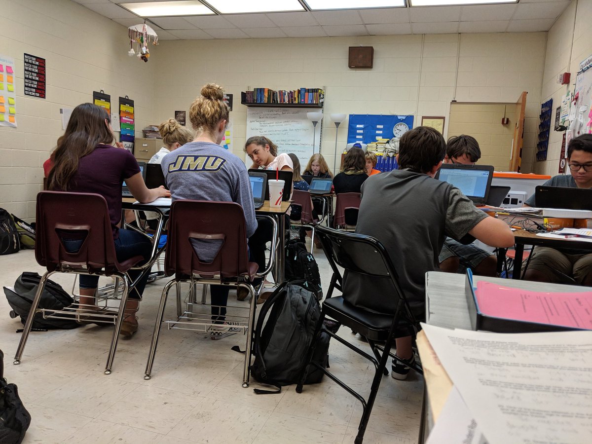 AmbrogioWLHS's tweet photo. "Wait, can I use there?", "I'm going to change my title to take out 'you'", "The best writers always struggle", "let me see what you're working with" ... Overheard in 3rd hour :) #edits #revision #notobe #novaguewords #corrextcitations #nofirstperson #SuperProud #writers https://t.co/bEdS2P8E2z