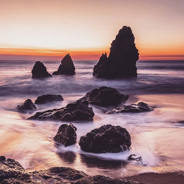 SimonNordh's tweet photo. What makes photography a strange invention is that its primary raw materials are light and time.

#vscocam #picoftheday #photooftheday #travelphoto #wanderlust  #traveldestination #letsexplore #liveauthentic #worldcaptures #traveldeeper #traveltheworld #… https://t.co/zxTDrSa2Ya https://t.co/ituv56G2ld