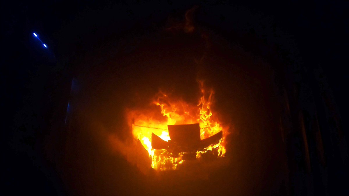 De instructeurs @FalckAcademy volgen een CFBT instructor course olv <a href="/flyer337/">Shan Raffel</a> Shan Raffel behoort tot de wereldtop als het gaat om compartment firefighting. Onze instructeurs worden op innovatieve wijze opgeleid om zich verder te ontwikkelen in compartment fire behaviour training