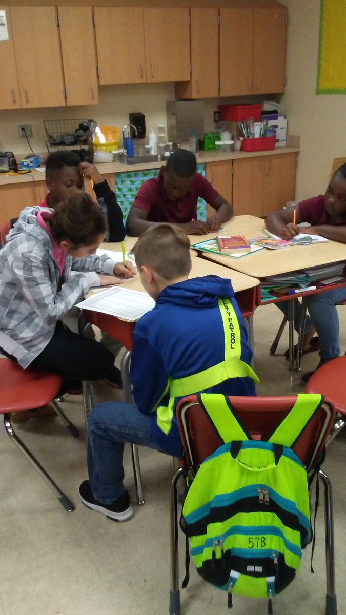 Cara Davis-Henry (@cdavisgr5) on Twitter photo Ss in Book Club discussing character traits and recording their thoughts <a href="/SeminoleTrails/">Seminole Trails Elem</a> Ss in Book Club discussing character traits and recording their thoughts <a href="/SeminoleTrails/">Seminole Trails Elem</a>