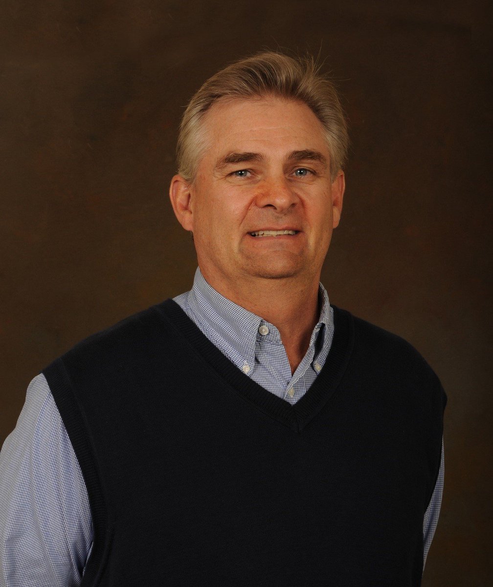 .<a href="/ClemsonUniv/">Clemson University</a>'s Dr. Bert McCarty receives <a href="/CarolinasGCSA/">Carolinas GCSA</a>'s highest honor. bit.ly/2rqdEkH