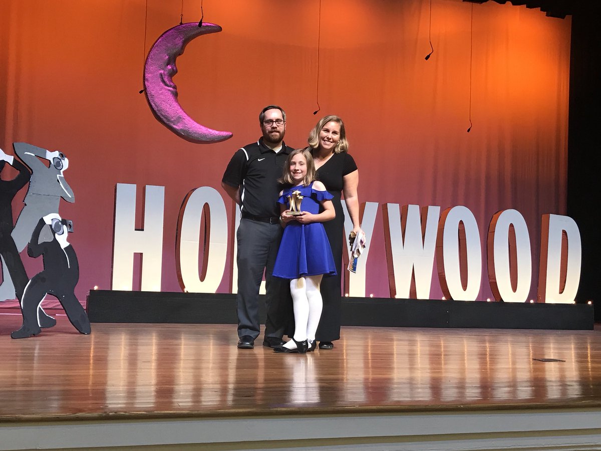 mapnmop's tweet photo. Sophia had a stellar Friday. 3rd place in the talent show, followed by Spring Fling fun, &amp; a win at the MCPSS film festival for her comedy, “String Cheese”.
Check it out!
https://t.co/a0LyvP9ajk
#AustinInnovators @MBACommLab @MaryBAustin @PouliotDavidson https://t.co/fnQgVZbh4j