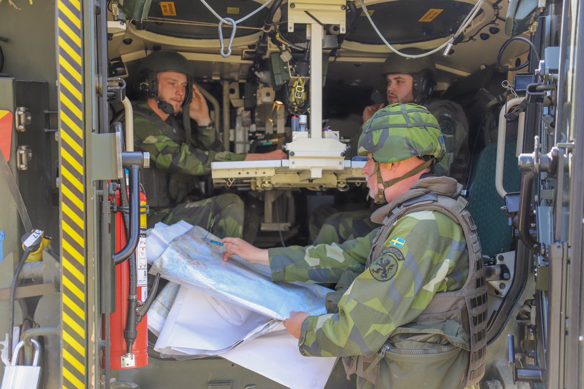 FM_MSS's tweet photo. Brigstri 18 är slut, en övning där bataljonsstaberna varit i fokus och det har blivit många taktiska överväganden och bataljonscheferna har fått öva mycket beslutsfattning under tidspress. #brigstri18 https://t.co/PoS46CS6b7 https://t.co/0QHnFVzlH2