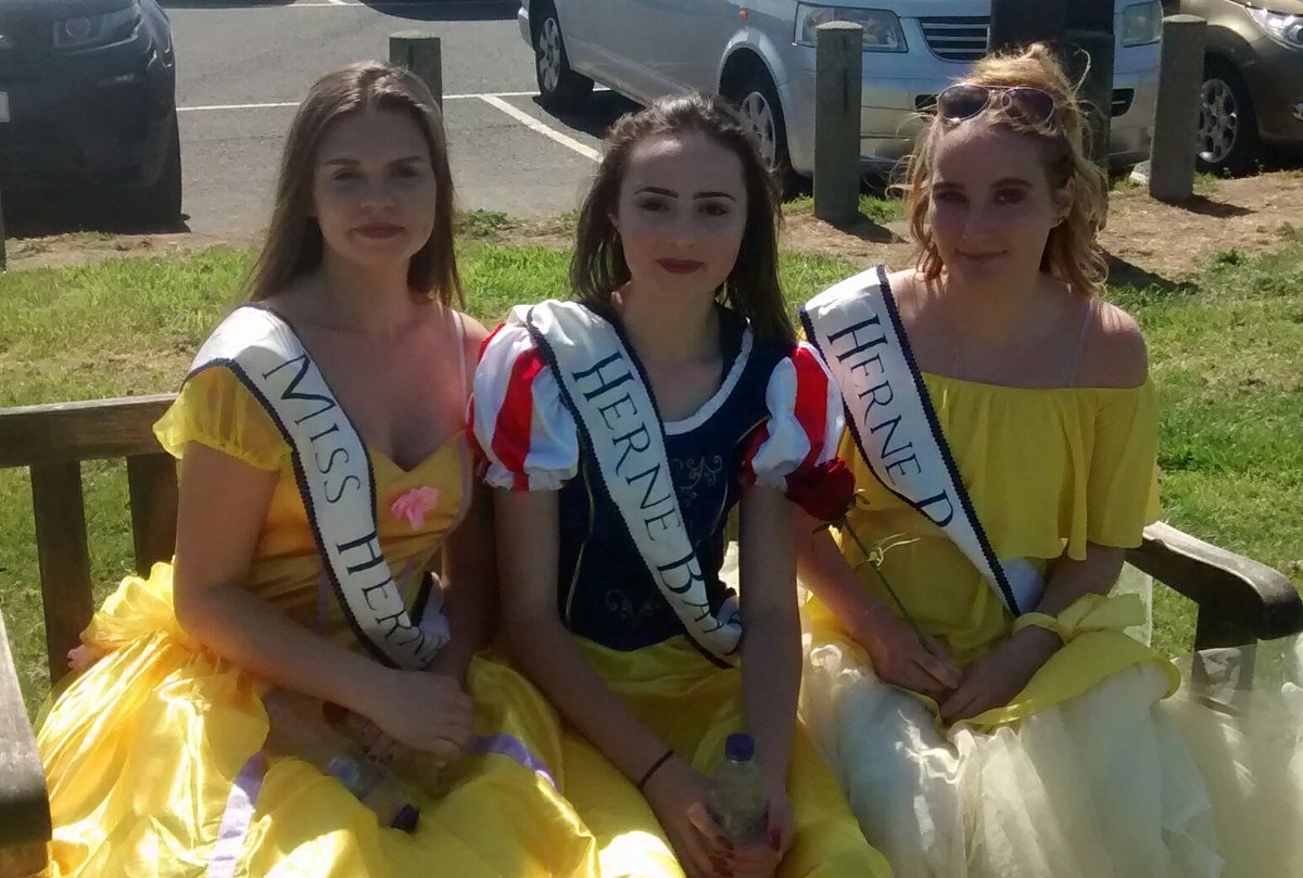 HBCarnival's tweet photo. The #HerneBayCarnival Court of Hayleigh (l), Anya (c) & Jade (r) rest up after completing the #Annual #AKCO 10k+ event earlier today. https://t.co/fL9tMFaA9V