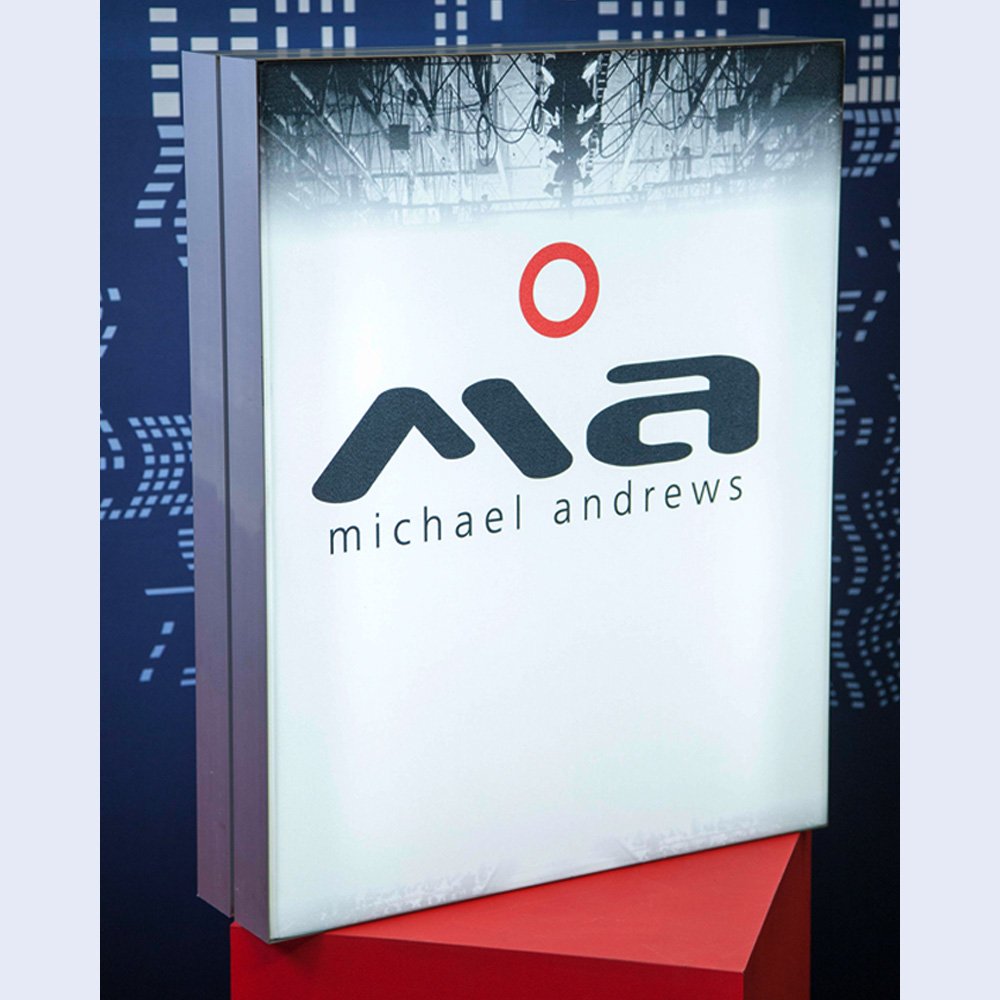 MAAVSTweets's tweet photo. Got a bright idea for a display? We offer modular systems with a clean, modern look for table surrounds and other scenic elements. https://t.co/OnwPehAGo6