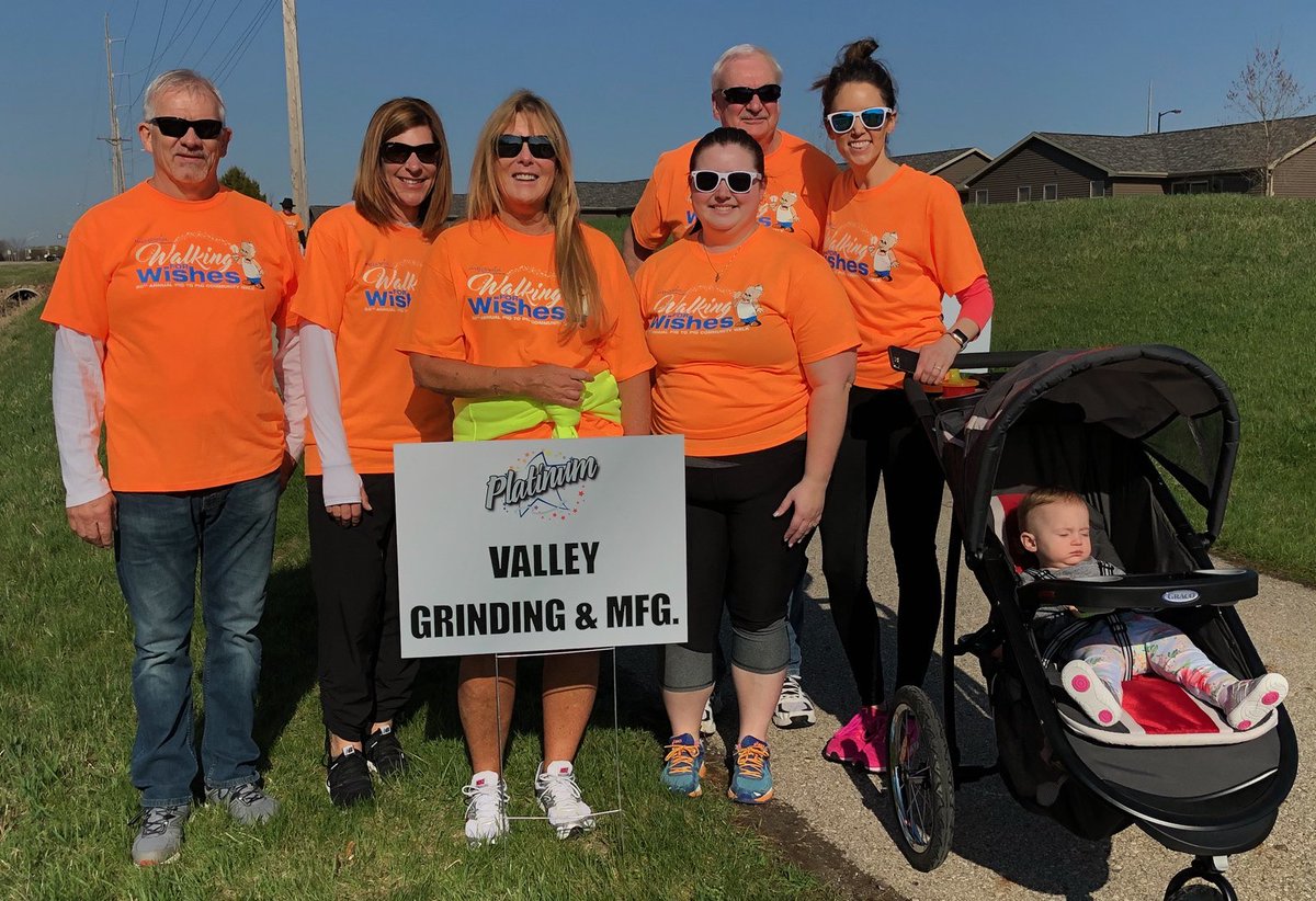 We had a wonderful time raising money for Make-a-Wish at the Pig to Pig Walk on Saturday. Thank you to Larry's Piggly Wiggly for giving us the opportunity to get out and walk while enjoying a beautiful Wisconsin day!