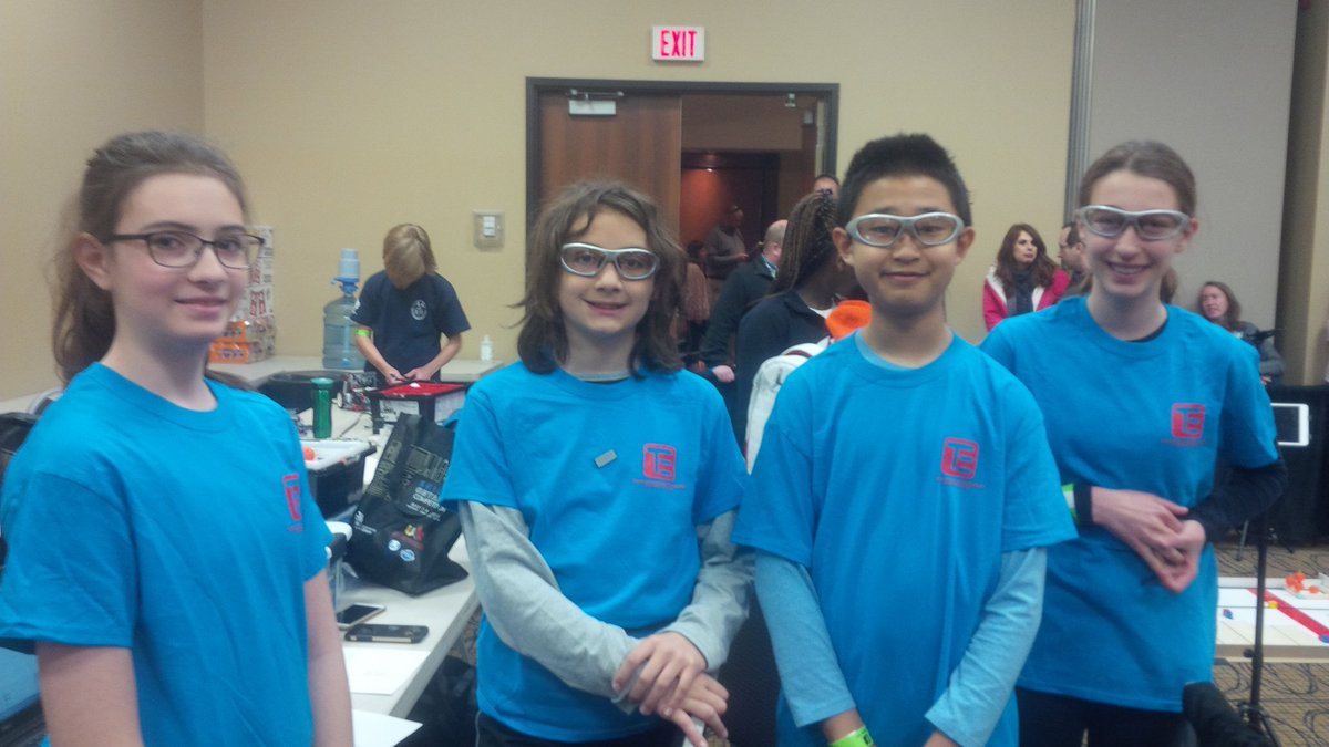 MordenHDSB's tweet photo. Morden is having a blast at Lego Robotics. All the best to our team! 
#legorobotics https://t.co/f1kC8r3iRw