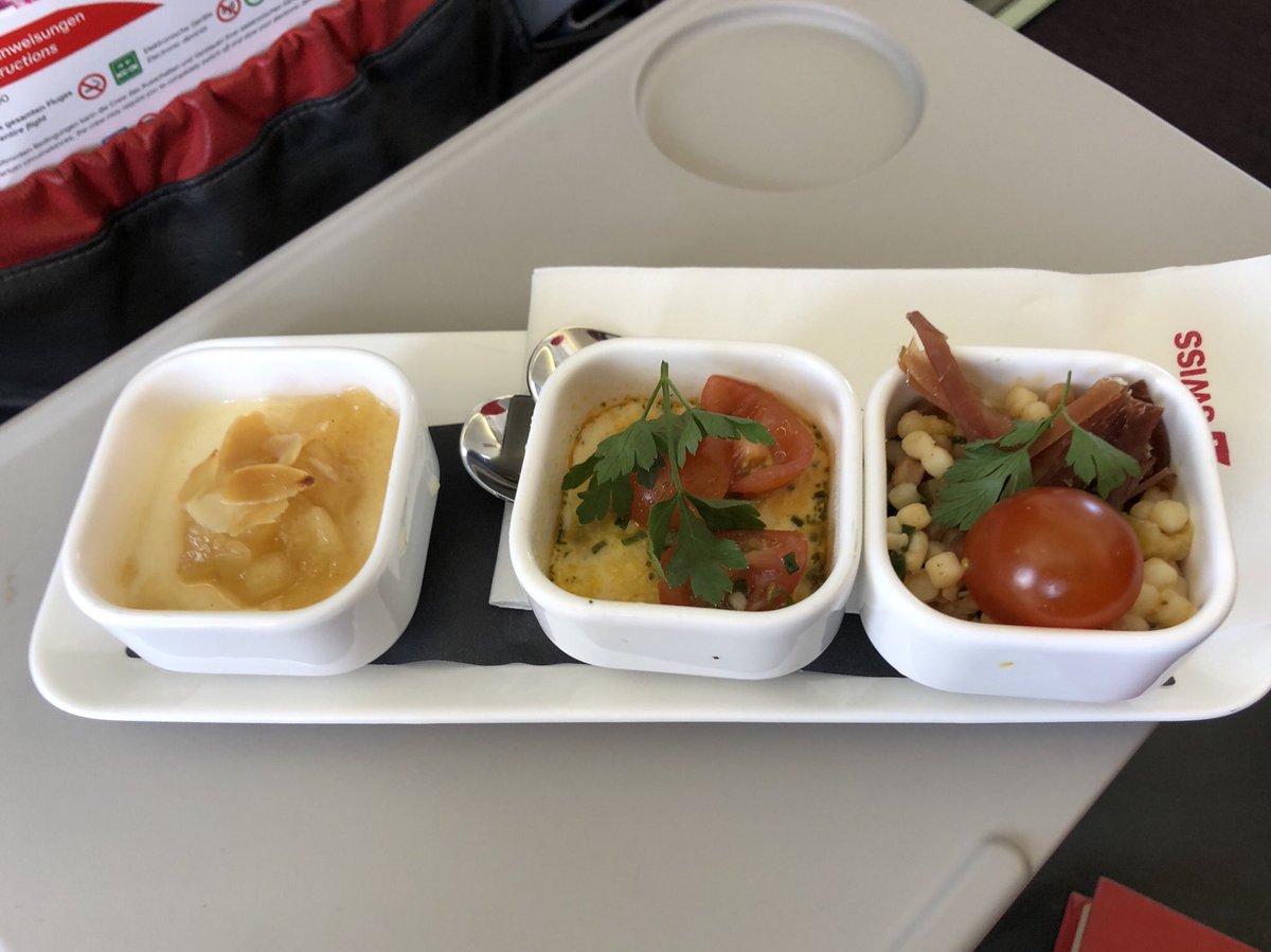 mattiacostan's tweet photo. #amazingflight #topcrew #Lugano ti @zrh_airport on @FlySWISS operated by @_austrian https://t.co/r1DEVO3sU9