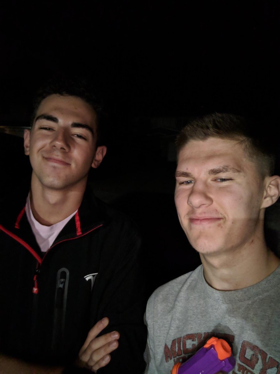 snrassassin18's tweet photo. Sam Hahn took out Francesco Valenzano ar 11:40 PM https://t.co/YkiiHkxzTe