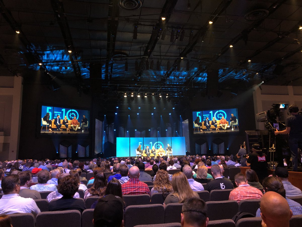 kevinsyes's tweet photo. Great start to #regroup18 ! https://t.co/3cUGzdguUV