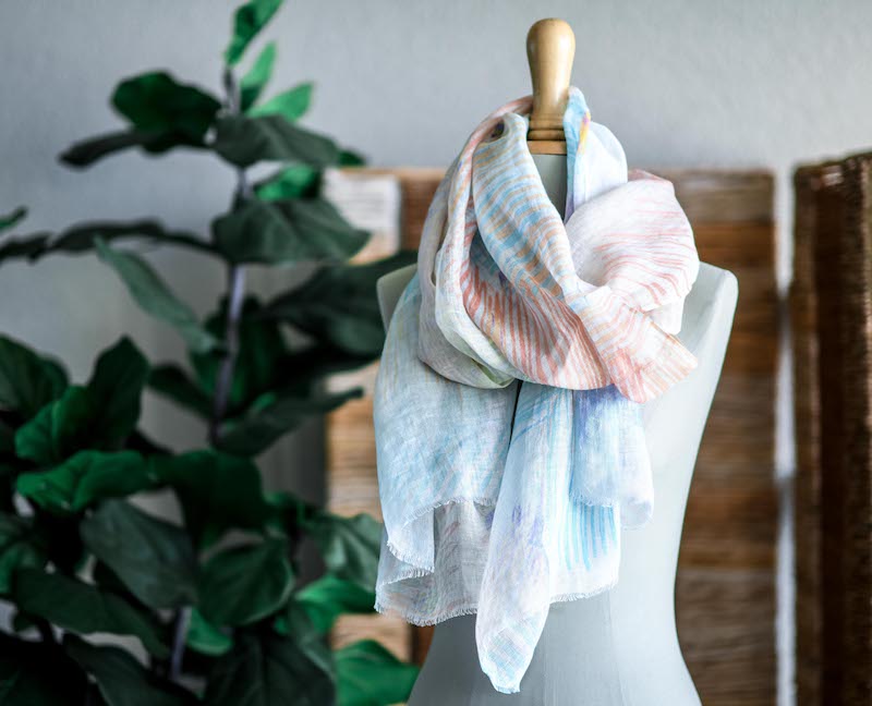 Genervt von #fastfashion und mieser #qualität ? Oder liebst du #shopping und könntest dich tagelang durch's #onlineshopping klicken? Deine Meinung interessiert mich! Mach bei meiner #Umfrage mit gewinne einen von zwei schönen Sommerschals aus Leinen ! lightluggage.ch/umfrage-gewinn…