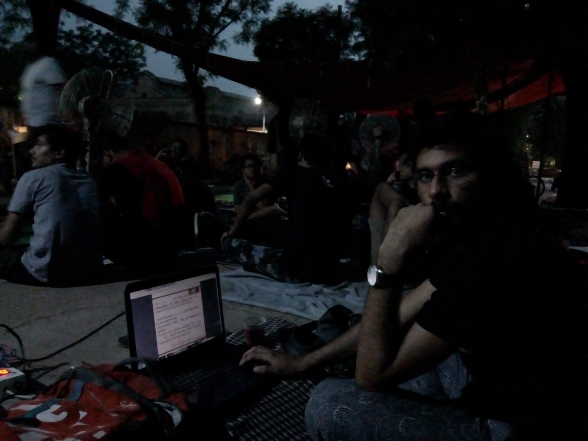 iMainakMandal's tweet photo. Nearly 12 hours since four students are on a hunger strike, and 32 hours of protest. The administration refuses to answer. Is there any empathy, as people continue to study for their exams too?

#RollBackBITSPilaniFeeHike https://t.co/8Plno9zNap