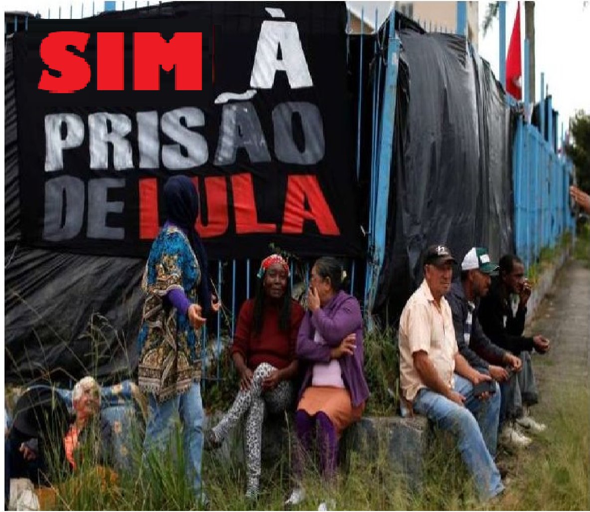 AlanBusando's tweet photo. #SegundaDetremuraSDV 

Após um mês, num quartinho nos fundos da polícia federal chamado de prisão, Lula passa a maior parte do tempo fazendo oque mais gosta.

NAAAAAAAAAAAAADA. https://t.co/WGNBU2XMwg