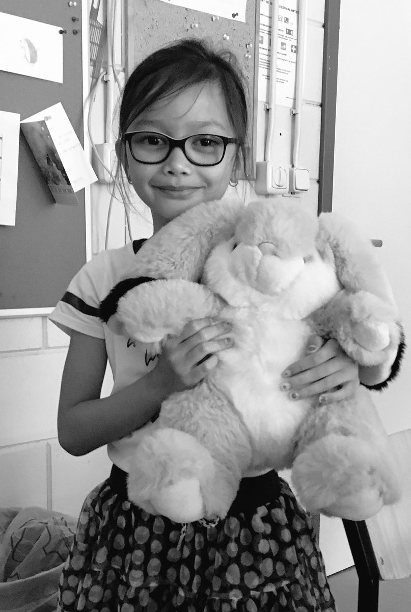 Bedankt <a href="/Almeredieren/">Dierenasiel Almere</a> voor het interessante en leuke kinderfeestje. We hebben veel geleerd...én geaaid