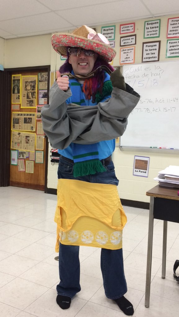 SenorBunker's tweet photo. Who wore it best (1st bell, 2nd bell or 3rd bell)?  After many “questionable” fashion choices throughout the school year, I decided to let my students dress me today… as long as they told me in Spanish of course! @Kings_Schools #KJHSpanish #myOhioClassroom #yellowsweater https://t.co/iNkyNouiKY