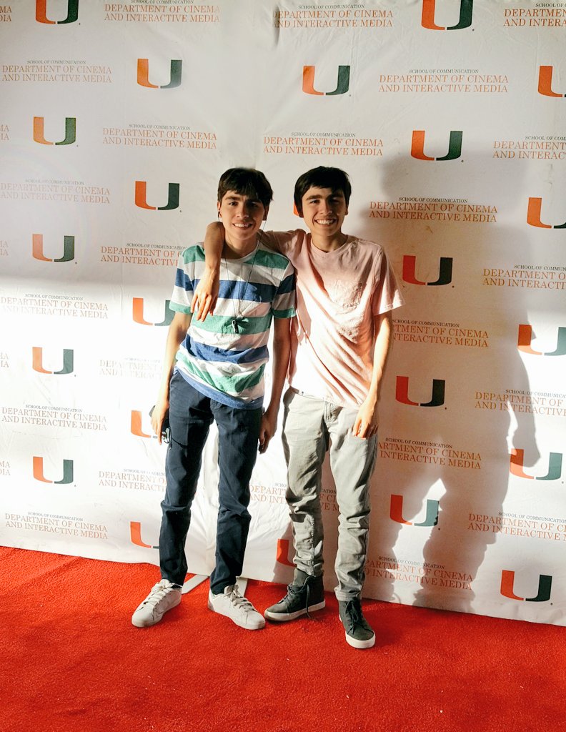 RiveronTwins's tweet photo. Weekend Screening of "Breaking Skateboards" where I play Ray. I had to get really good at skateboarding for this oneπ #fun #shortfilm #screening #redcarpet #floridafilm #riverontwins #twin #twinactor #actor #acting #skater https://t.co/LMmuFAwkEt