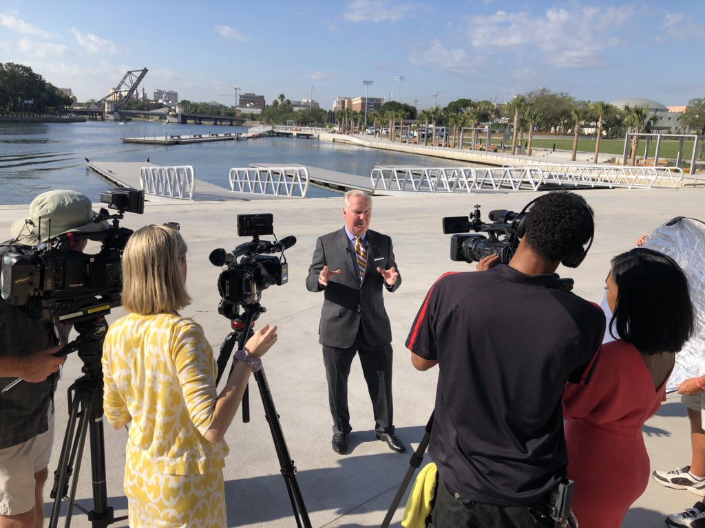 ashleybauman's tweet photo. Guess who’s back in action this Monday? @BobBuckhorn is urging YOU to come out to #RiverfrontRock to see @CityofTampa’s newest gem #RiverfrontPark! https://t.co/QOa5rlcnEq #BehindTheScenes https://t.co/dMBHfxi7fk