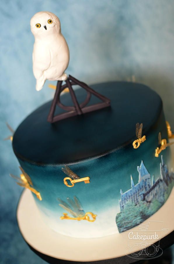 Sugar_Clouds_'s tweet photo. In our shops you can also personalized your cake or cupcake like a serie or movie you like or whatever other thing you want.
Here we have some examples of cakes and cupcakes of Teen Wolf, The Hunger Games and Harry Potter ππ
#TeenWolf
#TheHungerGames
#HarryPotter
#SugarClouds https://t.co/nPpXxh8d61