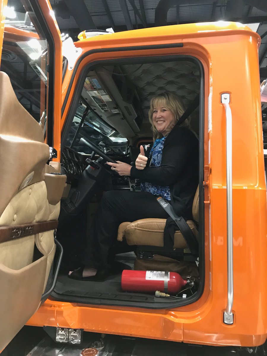 AWA President Elect Marilley enjoying the exhibit floor at the Snow Conference.