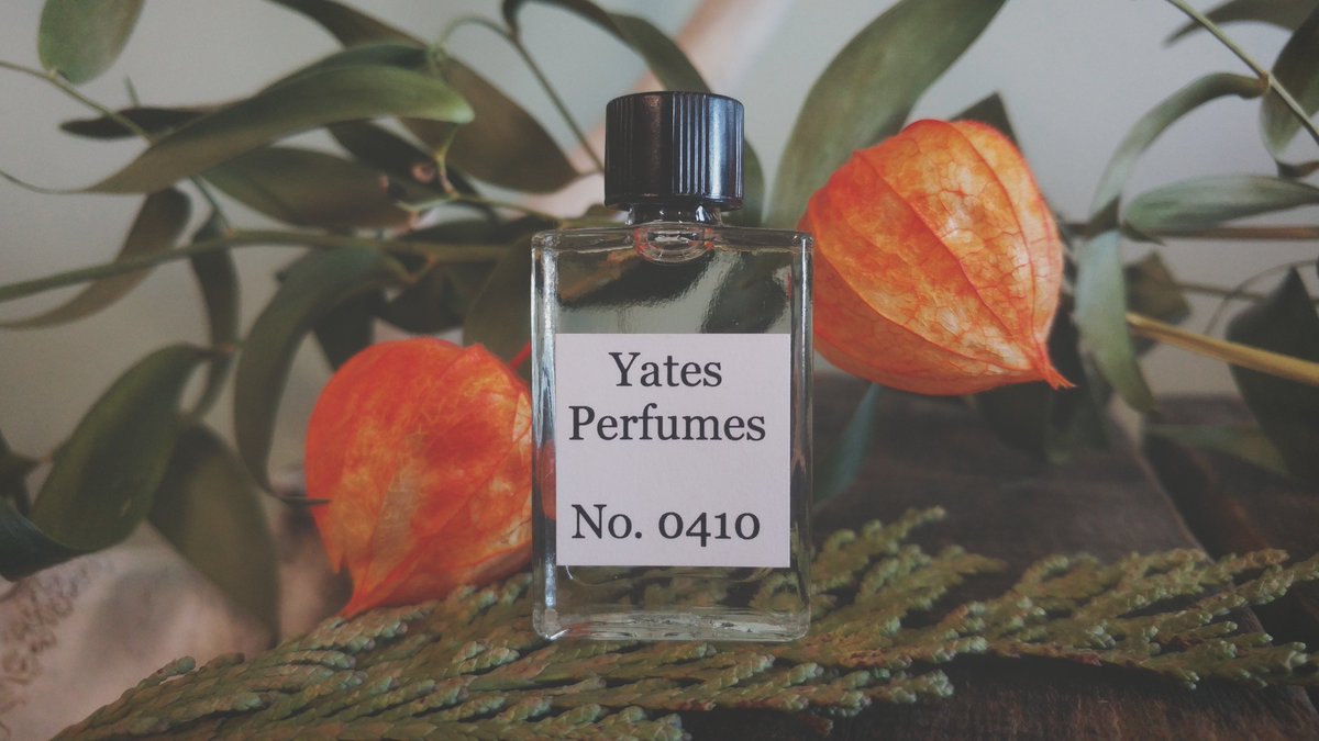Yates #Perfume Oil
No. 0410: bergamot, cassis, rose, white musk, cedar
#thisiscle #thisislkwd #yatesperfumes