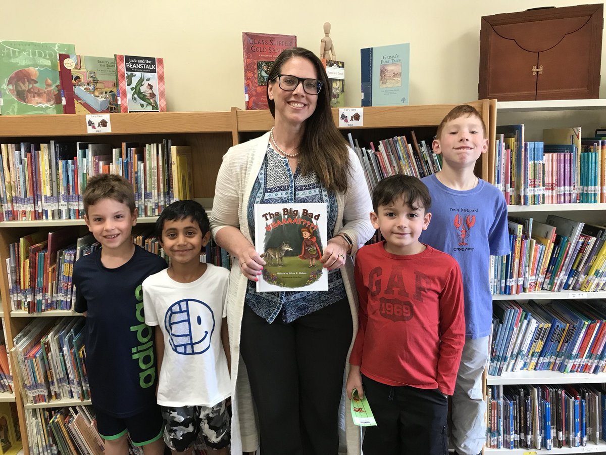 patriciaeyer's tweet image. @BigBadWhaaat #thankyou for visiting @WOSnews  #mrsberubeWOS #mrsbartellWOS and reading your fabulous story #thebigbadwhaaaat?🐕