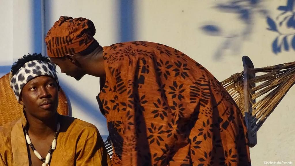 Bon début de semaine ! 
#PetittontonConteur 
#LeMedaillé