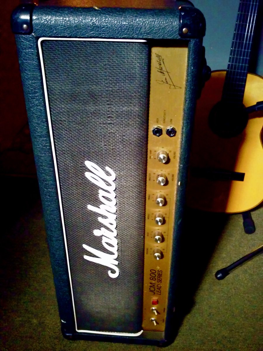 TonefixStudio's tweet image. It's finally time to heat up the vacuum... 1983-style.