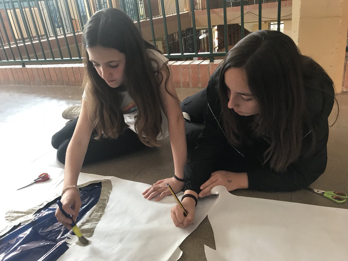 Cemporda's tweet photo. Preparant la jornada de recreació històrica del projecte #apt #un dia a l’alta Edat Mitjana” #2nesocee1718 #teideprojectes No us perdeu la jornada del 17 de maig!!!!! @TeideProjectes @jaumerioscalvet https://t.co/4wlp7PGhru