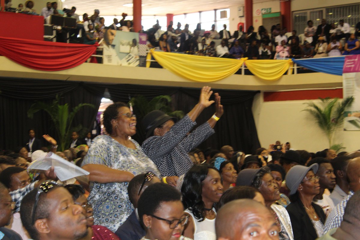 DUT_Tweets's tweet image. #DUTGRAD2018 second session was on fire as proud parents and loved one cheer on the graduates.