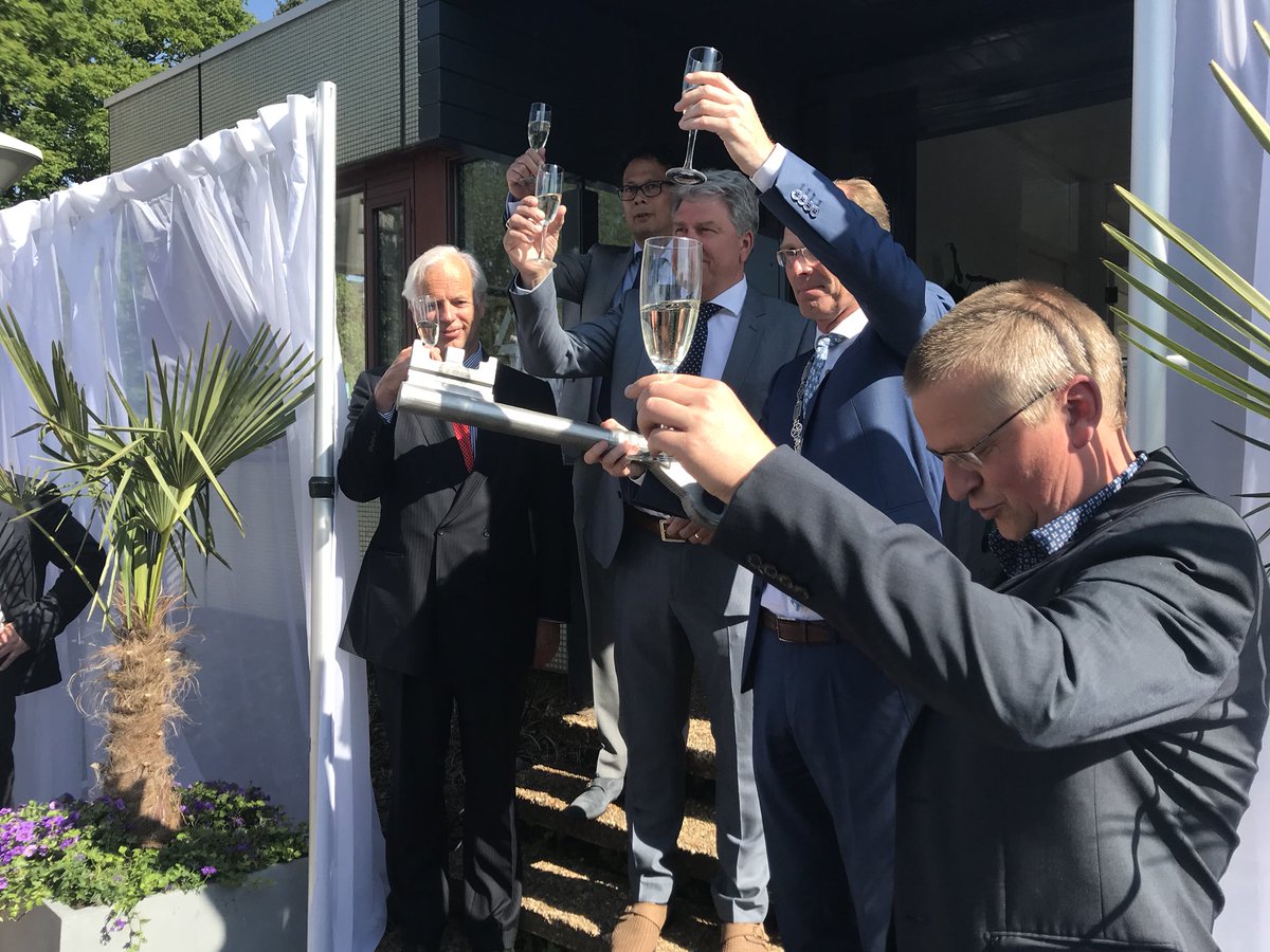 JJWeeda's tweet photo. Binnenvaart opent Binnenvaart Centre of Excellence #DC2030 https://t.co/xtzJfhBDkX