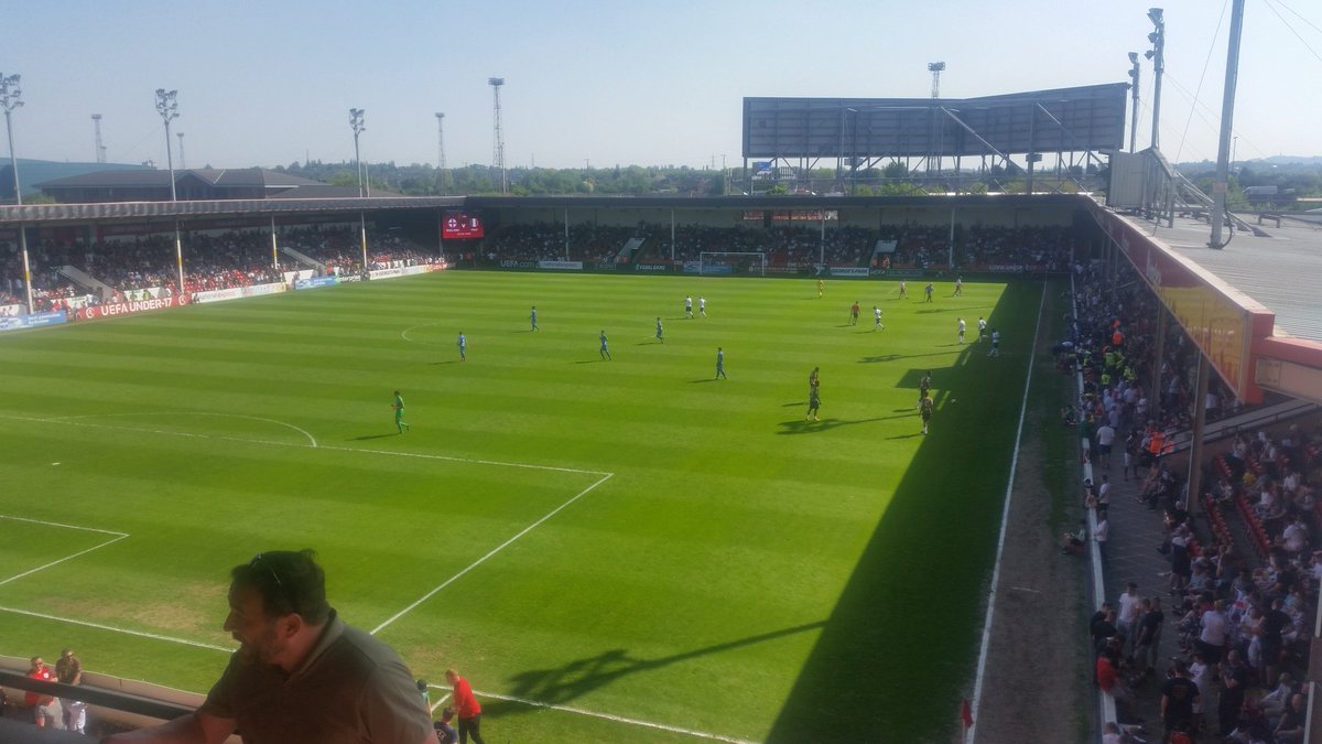 3LionsPodcast's tweet photo. #YoungLions back on the field, let's get that goal @England #EngIty https://t.co/3MGsHw5HKy