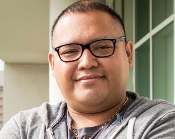 marrow_match's tweet photo. Sergio Ramirez stated: "Words cannot describe how I feel about him..." when he was asked about Michael Palacios, his lifesaving bone marrow donor. https://t.co/erHXBPYHQv
