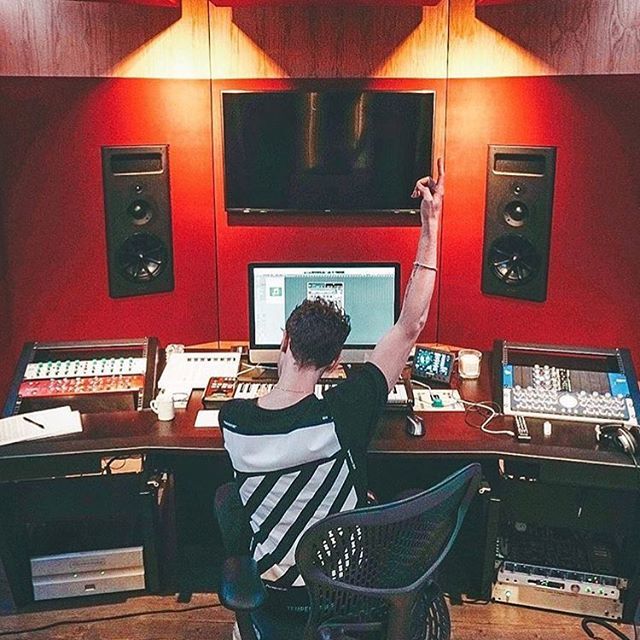 IG: Im A Studiohead tweet media