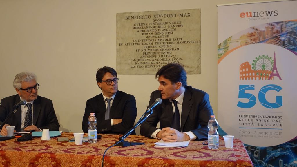 #Roma5G al tavolo con <a href="/rafbarberio/">Raffaele Barberio</a>, direttore <a href="/Key4biz/">Key4Biz</a>, e <a href="/AntonioNicita/">Antonio Nicita</a>, commissario Agcom, c'è Andrea Lasagna (@Fastweb): "Il 5G sarà una parte rilevante del nostro business". #5G #Roma