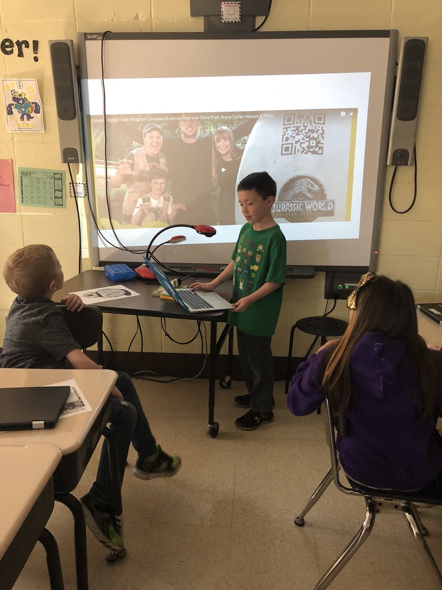 misstachulak's tweet photo. They did a great job on creating google slide presentations for genius hour! #d123cov https://t.co/QjiufAOxiL