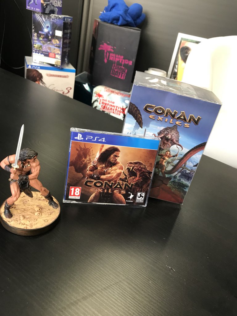 OlivierComte1's tweet photo. 🚨🚨🚨 Alerte super ROUGE!!
Demain, c’est la sortie de @ConanExiles 
Le jeu est canon, l’univers super vaste!
Pour fêter ça, je fais gagner une version Xbox1 et une version PS4 + figurines, tapis de souris,...
Pour jouer, RT+FL et on dit quelle console! 🎉🎉🎉🎁🎁🎁 https://t.co/uXvRRPu6ue
