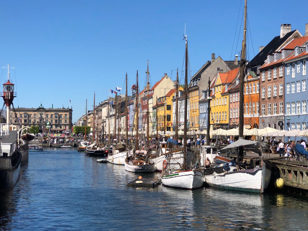 carlbildt's tweet photo. Copenhagen. At its very best on a sunny day like this. No complaints. https://t.co/KC4AvUs9Xy