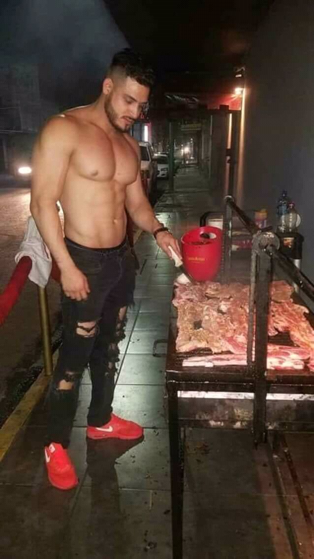 pana_chaca's tweet photo. Ya almorzaron #gayXXX https://t.co/o6v9gqqCrj