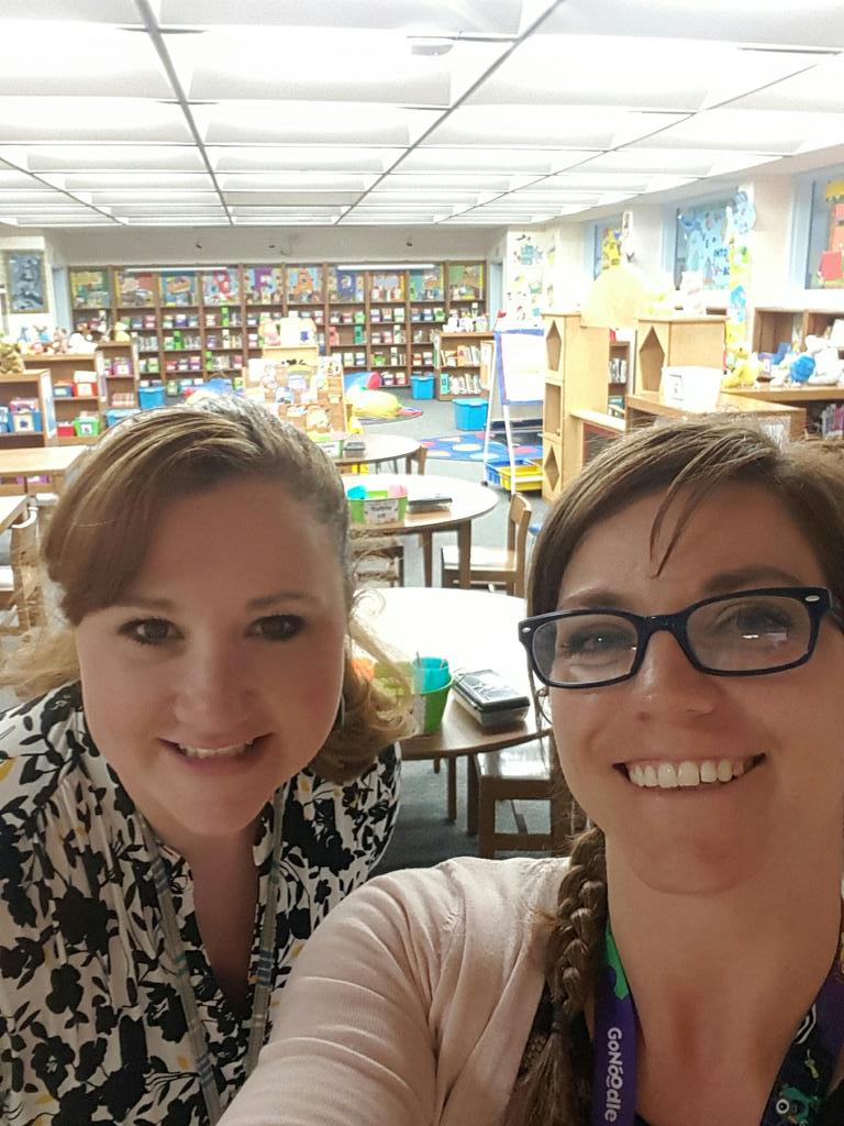 fairmonteslib's tweet photo. Thanks, Mrs. Wolfe at @northside_jcs, for allowing me to check out your awesome library! https://t.co/mqUpzqsE4J
