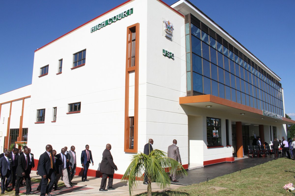 ManicaPostZim's tweet photo. New Mutare High court, one of the best in the region -Chiwenga. -https://t.co/m3sYzfd90l https://t.co/u7WxSvr1LN