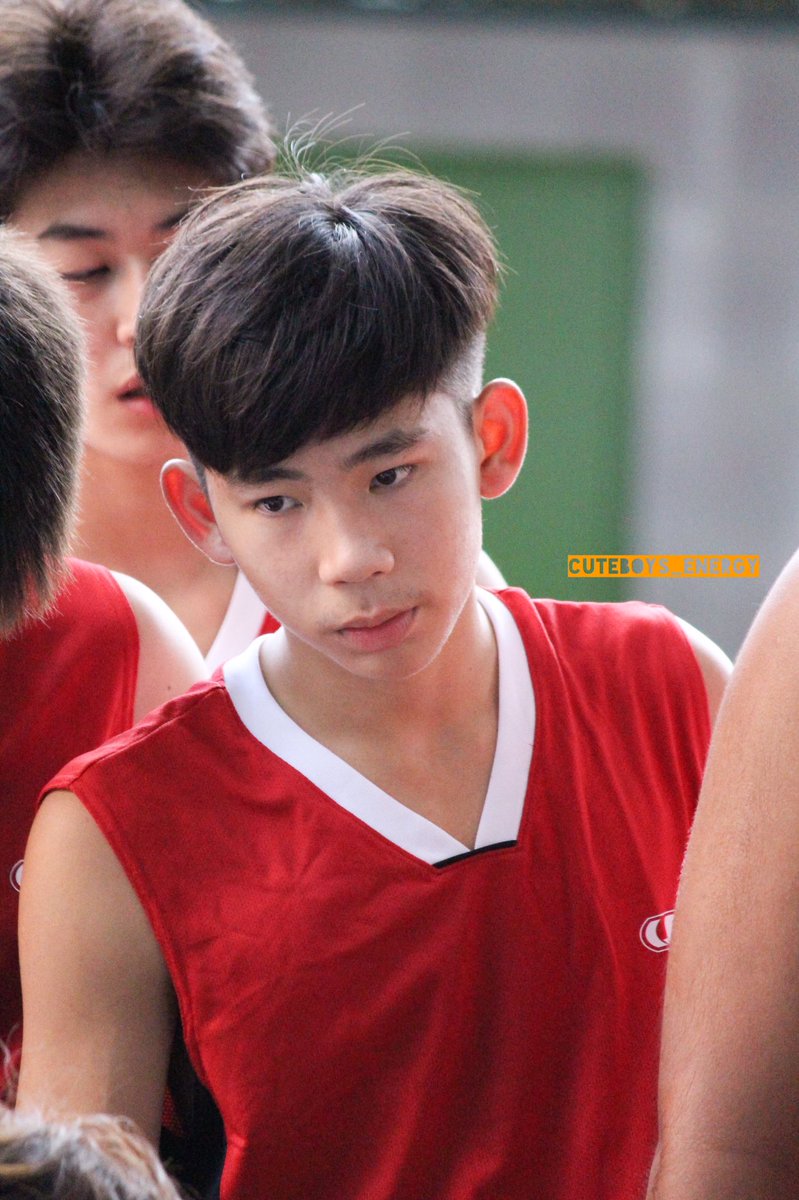 CuteBoysEnergy's tweet photo. Coaching 🏀🏀🏀 06/05/18 น้องจาว่า อัสสัมธน IG : @thas_kham #obecmonochampioncup2018 #ACT_Energy #Java_Diary #The_Energy #CuteBoysEnergy @cuteguythailand @cuteboyth @bccacx https://t.co/4eZbbnN5mX