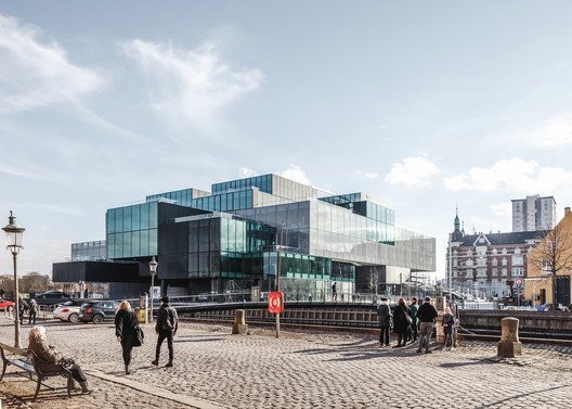 playoustchrchr's tweet photo. #Architect Update: 
        OMA’s Ellen van Loon on the Influence of Casa da Música in Her Latest Project, BLOX https://t.co/TmKZd3FBVc