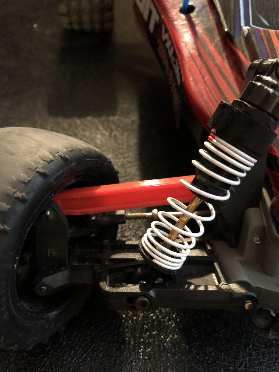 WWHSTechCoach's tweet image. #wizardpride #studentengineer @alecmontaquila used @ADSK_Inventor to manufacture a replacement Camber Arm for his @Traxxas Bandit RC.  #3Dprinted on @lulzbot3D mini with True Red @Polymaker_3D PLA Red. #MakeEverything #3dprinting #STEM #makered #edtech