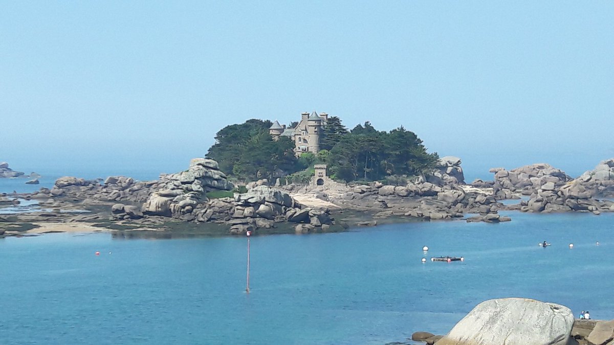 GwenRozec's tweet photo. #Costaeres je me lasse jamais de cette vue https://t.co/nphHbFAzEY